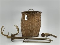 Pack Basket, 9pt Buck Rack, Trumpet & Powder Horn