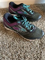Women’s Brooks Ghosts Shoes