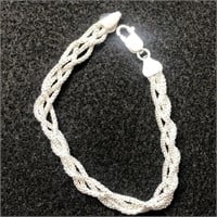 STERLING SILVER LADIES NECKLACE