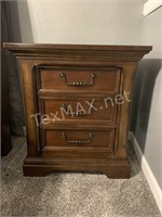 3 Drawer Night Stand, 32.5 IN X 29 IN X 17 IN