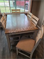 Country Style Table & (6) Chairs