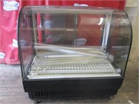 True Curved Glass Dry Bakery Case 50"