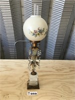 ORNATE TABLE LAMP