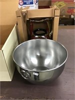 Stainless Steel Mixing Bowl & Tea Set