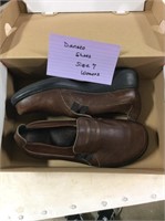 Women’s Dansko shoes size 7