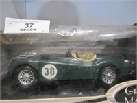 1948 JAGUAR XK120    1:18 SCALE