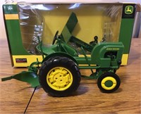 John Deere Model L tractor with box