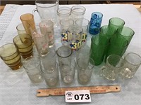 ASSORTMENT OF GLASSES, PITCHER