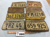 VINTAGE ILLINOIS LICENSE PLATES