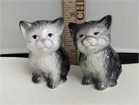 Vintage Kitten Salt & Pepper Shakers