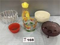 ASSORTMENT OF BOWLS, JUICE CONTAINER