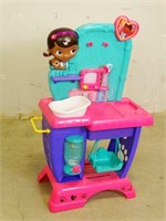 Plastic Children's Vet Pet Station Toy