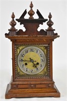 ANTIQUE SHELF CLOCK