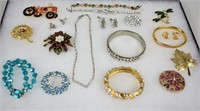 ASSORTED ESTATE COSTUME JEWELRY