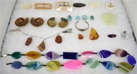 ASSORTED VINTAGE STONE & FOSSIL COSTUME JEWELRY