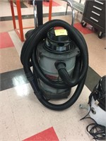 DAYTON INDUSTRIAL SHOP VACUUM