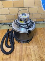 small commercial type shop vac