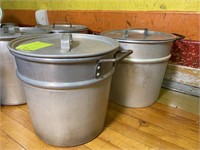 2 large comm. alum stock pots w/ lids