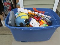 Local P/U Only Large Tub of Misc Toys - Star Wars