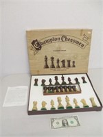 Vintage Champion Chessman Chess Set in