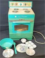 Vintage Suzy Homemaker light up Toy stove 12" ×