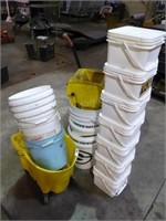 Mop bucket - plastic pails