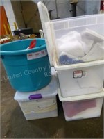 4 totes towels & tub w/ gloves