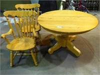 Round dining table & 2 chairs (1 AS IS)