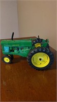 JD 70 toy tractor