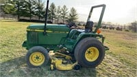 JD 770 tractor w/mower