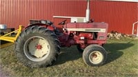 IH 544 tractor