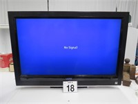 32" VIZIO TELEVISION - TESTED WORKS