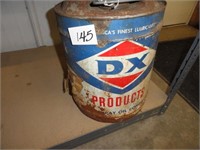 DX 5 gallon gas can