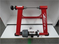 ASCENT MAG BICYCLE TRAINER STAND