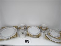 45 PC FINE CHINA DINNER SET SERVICE FOR 8