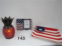 LIGHTED PINEAPPLE -  PATRIOTIC PIC. FRAME & TRAY