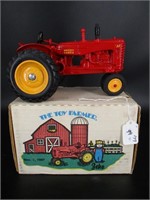 Massey Harris 33 1987 Toy Farmer Tractor