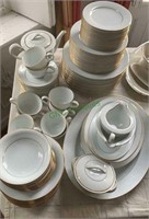 90 piece Noritake Guinevere Porcelain china set.