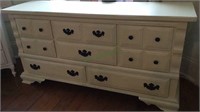 Vintage dresser - five drawer vintage solid wood