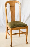 Set of 4 Oak T- BaCK Chairs