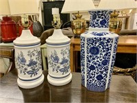 (2) White Ceramic & Blue Lamps w/Vase