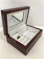 Small redwood jewelry box