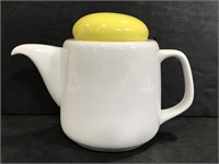 Toscany Japan dripless porcelain teapot