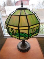 Green Leaf Shade Lamp