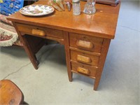 Small Oak Flat Top Desk