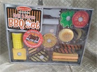 Melissa and Doug velcro wood grill and BBQ set(new