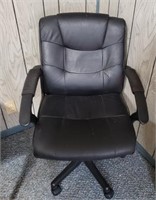 TRUE DESIGN Manager's CHAIR, 5 Wheels, 2 Pics