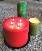 RED 4 Wick CANDLE, metal stand, 2 GREEN CANDLES