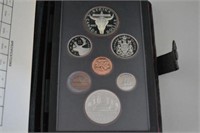 1982 Canadian Mint set dollar 50% silver