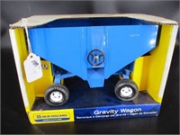 New Holland Gravity Wagon